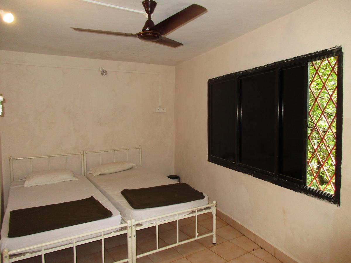 Arambol By Roadhouse Hostels, Goa Buitenkant foto